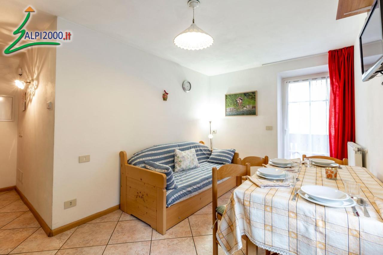 Apartamento Casa Riz Campitello di Fassa Exterior foto